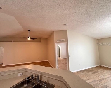 31810 Inkley Court - Photo Thumbnail 7