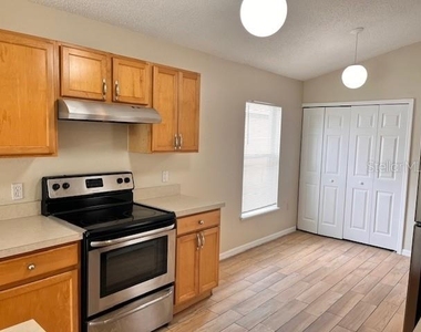 31810 Inkley Court - Photo Thumbnail 5