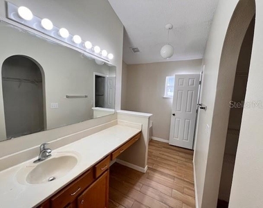 31810 Inkley Court - Photo Thumbnail 9