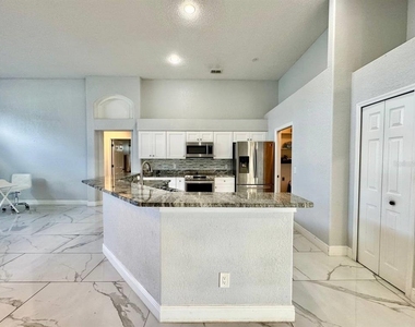 11504 Wellman Drive - Photo Thumbnail 10