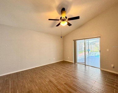 11504 Wellman Drive - Photo Thumbnail 14