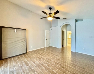 11504 Wellman Drive - Photo Thumbnail 16
