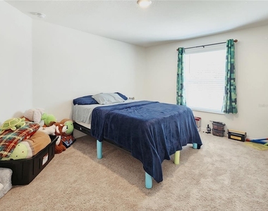 1679 Wynford Circle - Photo Thumbnail 18