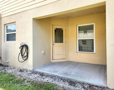 1679 Wynford Circle - Photo Thumbnail 26