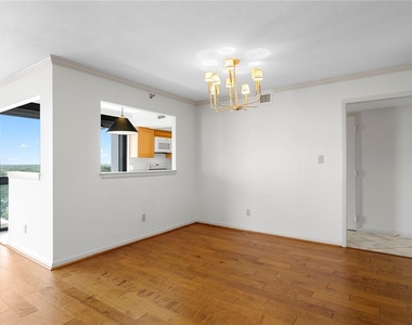 3301 Bayshore Boulevard - Photo Thumbnail 9