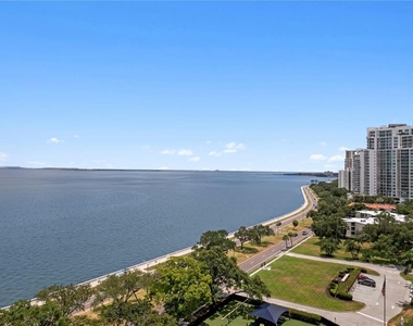 3301 Bayshore Boulevard - Photo Thumbnail 22