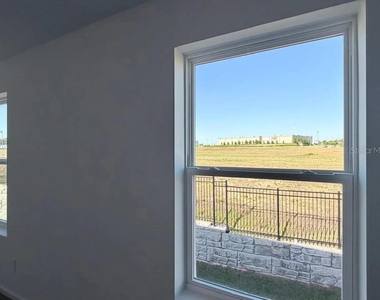 880 Lynx Street - Photo Thumbnail 28