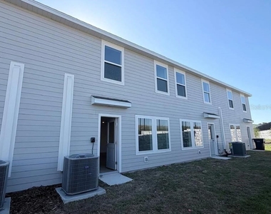880 Lynx Street - Photo Thumbnail 45