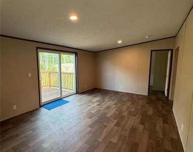 4246 La Salle Avenue - Photo Thumbnail 6