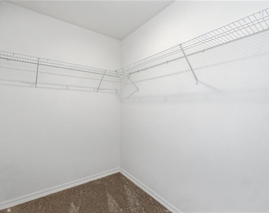 9572 Westside Hills Drive - Photo Thumbnail 20