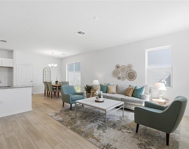 9572 Westside Hills Drive - Photo Thumbnail 4