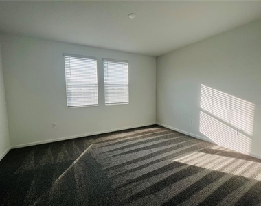 13891 Title Way - Photo Thumbnail 17
