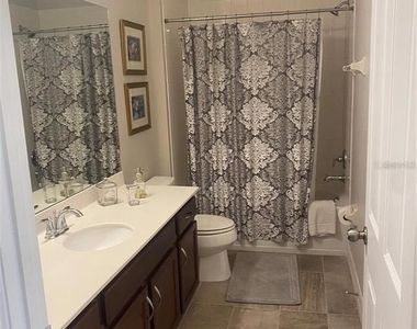 3020 Jardin Street - Photo Thumbnail 5