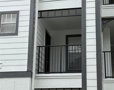 2207 Antigua Place - Photo Thumbnail 2