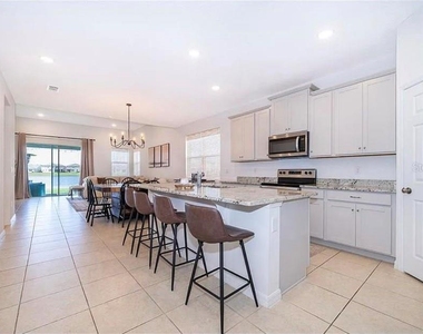 2514 Volunteer Avenue - Photo Thumbnail 8