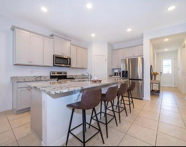 2514 Volunteer Avenue - Photo Thumbnail 6