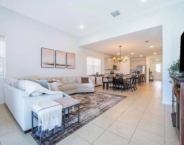2514 Volunteer Avenue - Photo Thumbnail 10