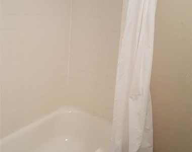 2035 Dixie Belle Drive - Photo Thumbnail 8