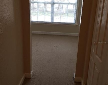2035 Dixie Belle Drive - Photo Thumbnail 9