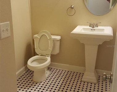2035 Dixie Belle Drive - Photo Thumbnail 11