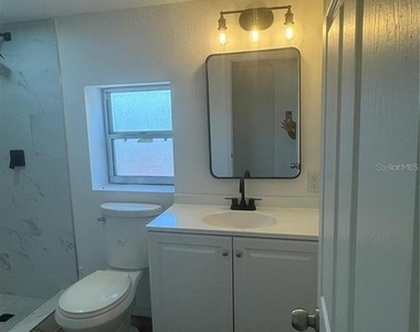 1539 Roselawn Street Sw - Photo Thumbnail 4