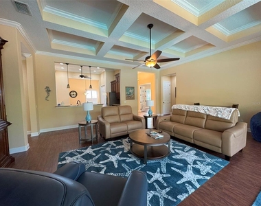 1024 W Beagle Run Loop - Photo Thumbnail 9