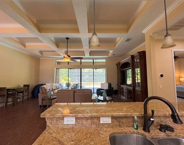1024 W Beagle Run Loop - Photo Thumbnail 11