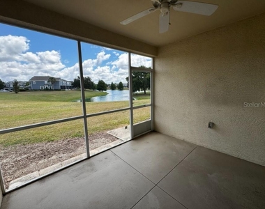 4401 Sw 52nd - Photo Thumbnail 16
