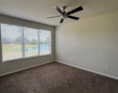 4401 Sw 52nd - Photo Thumbnail 11
