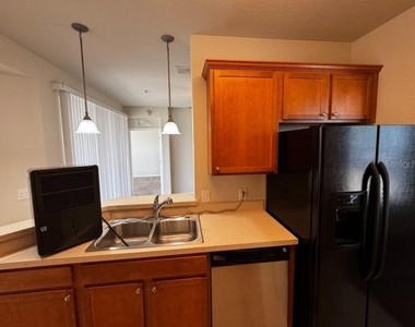 4401 Sw 52nd - Photo Thumbnail 8