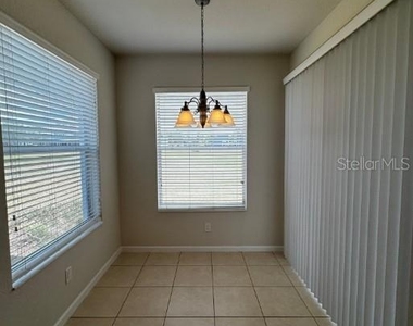4401 Sw 52nd - Photo Thumbnail 10