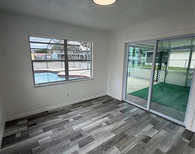 109 Dakota Avenue - Photo Thumbnail 17