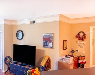 3446 Soho Street - Photo Thumbnail 6