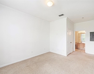 1212 S Hiawassee Road - Photo Thumbnail 6