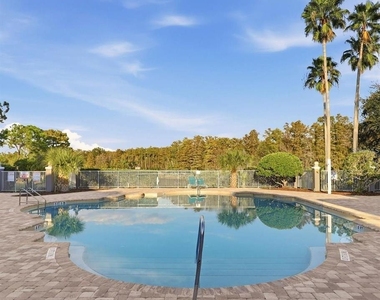13803 Fairway Island Drive - Photo Thumbnail 12