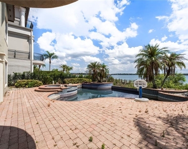 7926 Versilia Drive - Photo Thumbnail 39