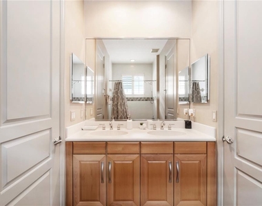 7926 Versilia Drive - Photo Thumbnail 25