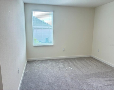 553 John L Mica Way - Photo Thumbnail 24