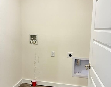 553 John L Mica Way - Photo Thumbnail 21