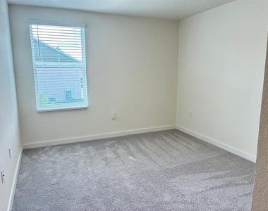 553 John L Mica Way - Photo Thumbnail 23