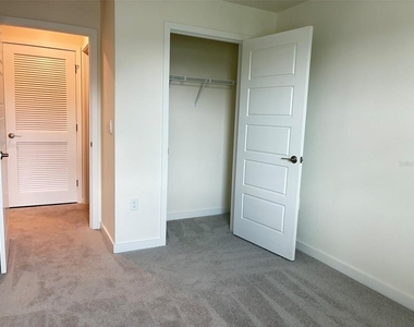 553 John L Mica Way - Photo Thumbnail 19