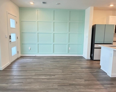 553 John L Mica Way - Photo Thumbnail 8
