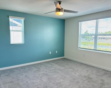 553 John L Mica Way - Photo Thumbnail 11
