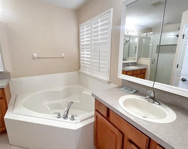 14252 Confetti Drive - Photo Thumbnail 44