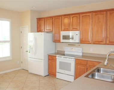 14252 Confetti Drive - Photo Thumbnail 8