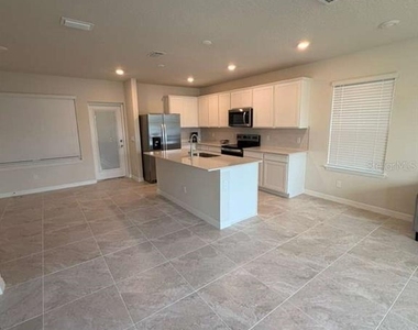5051 Starling Bird Lane - Photo Thumbnail 32