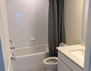 5051 Starling Bird Lane - Photo Thumbnail 6