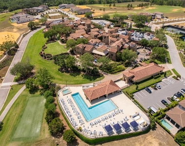 16008 Volterra Point - Photo Thumbnail 47