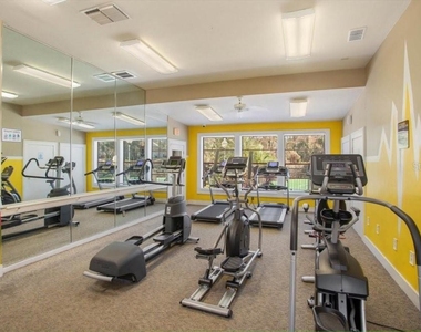 232 Afton Square - Photo Thumbnail 21