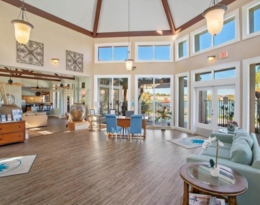 232 Afton Square - Photo Thumbnail 19